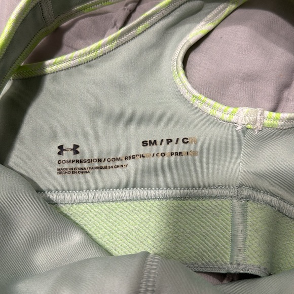 Under armour sports bra - Picture 5 of 7